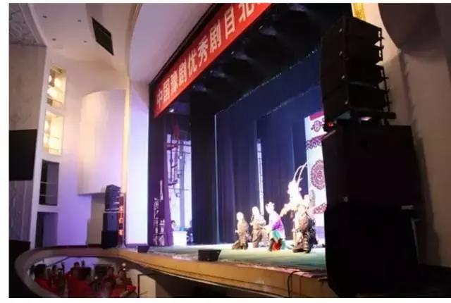 桃子视频污设备在舞台演出中的重要作用