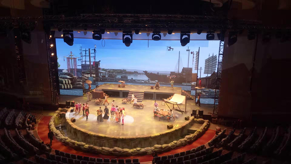 舞台桃子视频污灯光设计与舞美设计的关系